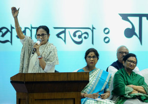 Congress leader Priyanka Gandhi pays tribute to Chaudhary Charan Singh on birth anniversary