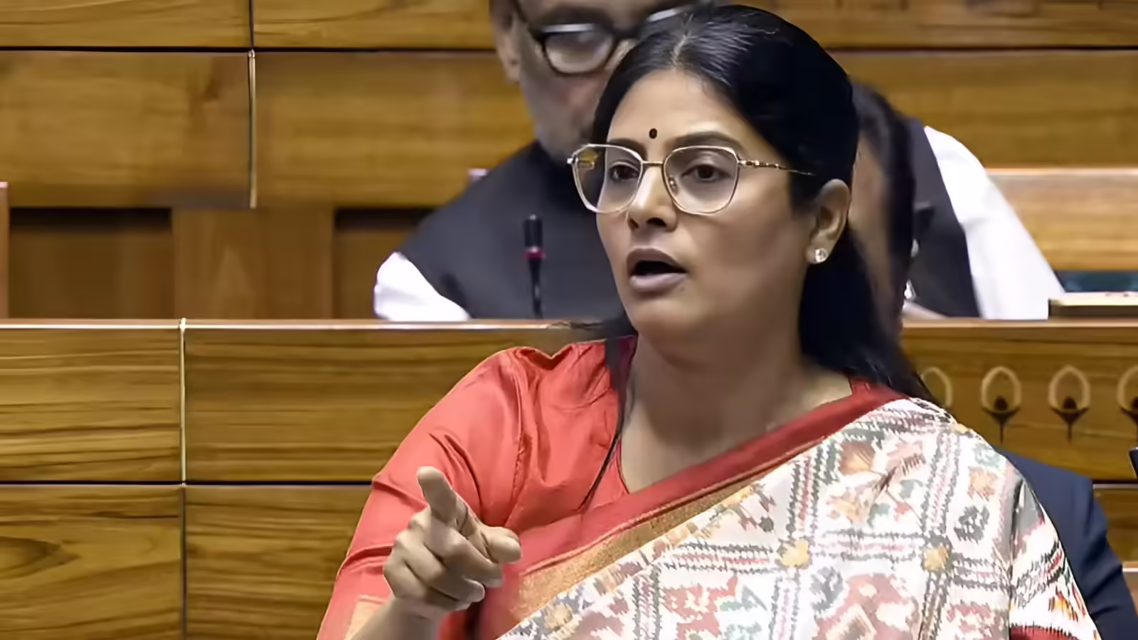 प्रेग्नेंट महिलाओं के लिए जबरदस्त स्कीम, क्या आपको है जानकारी, जानें अनुप्रिया पटेल ने संसद में क्या बताया