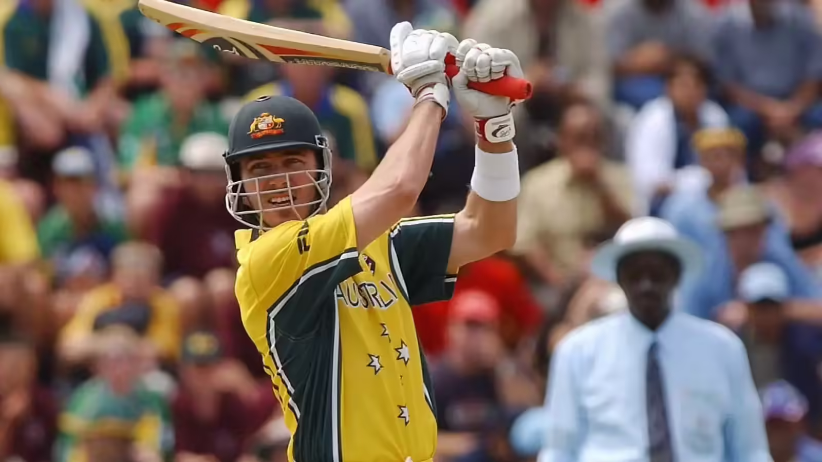 जिंदगी और मौत से जंग लड़ रहे डेमियन मार्टिन, दिमागी बुखार ने कोमा में पहुंचाया