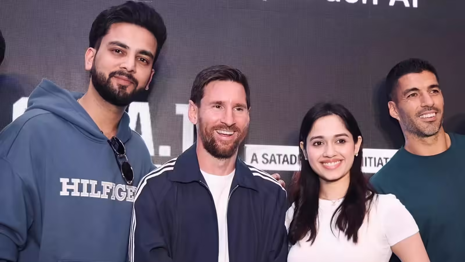 लियोनल मेसी से मिले एल्विश यादव और जन्नत जुबैर, फोटो देख इंटरनेट पर मची सनसनी, फैंस बोले- लाजवाब पोस्ट राव साहब