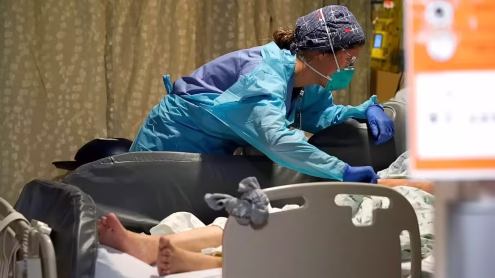 पापा! दर्द बर्दाश्त नहीं हो रहा: 8 घंटे इंतजार के बाद कनाडा के अस्पताल में भारतीय ने तोड़ा दम