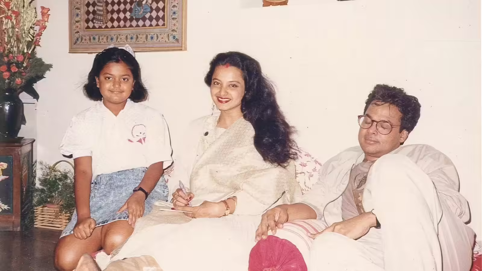 रेखा को मुकेश अग्रवाल का रंग-रूप नहीं था पसंद! बीना रमानी ने किया खुलासा, बताया- उनके कल्पना में अमिताभ बच्चन थे