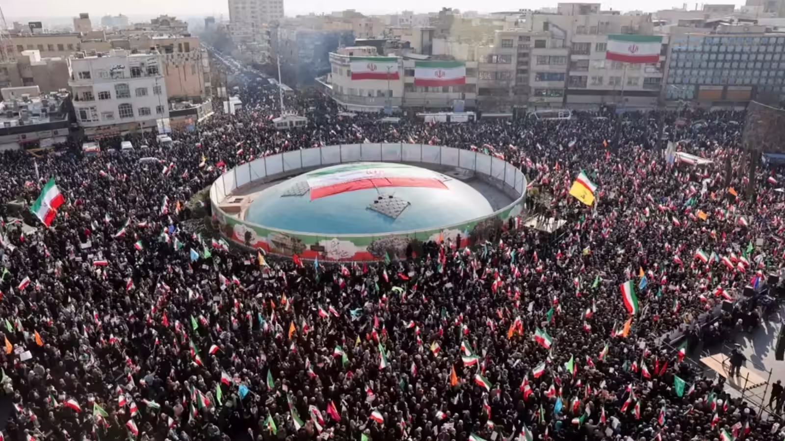 Iran Protest: ईरान में सत्ता परिवर्तन से भारत को फायदा या नुकसान, ईरानी विद्रोह के बीच हमें क्या करना चाहिए, जानें