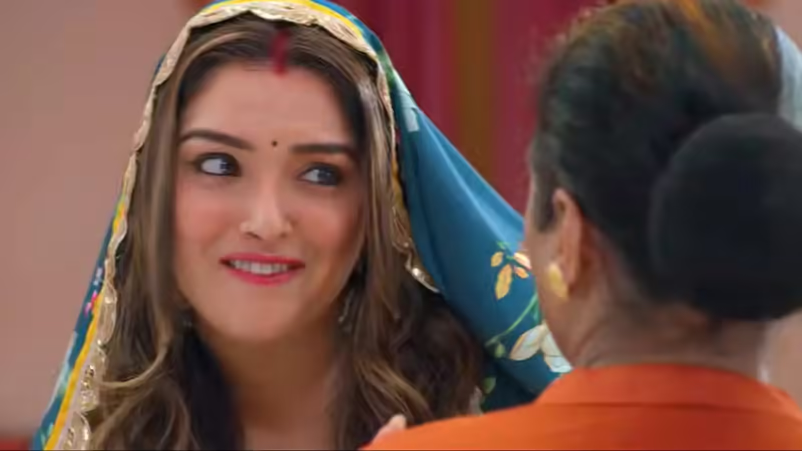 ‘सासु मां’ को खुश करने के जतन करती दिखीं आम्रपाली दुबे, ‘सास बहू यमराज’ का नया गाना रिलीज