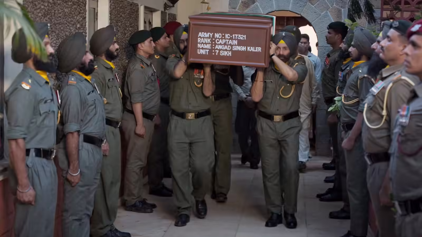 ‘कुछ राम कभी लौटे ही नहीं’, Border 2 का ट्रिब्यूट ट्रेलर देख फैंस भावुक- दिल चीर गया, आंसू निकल आए