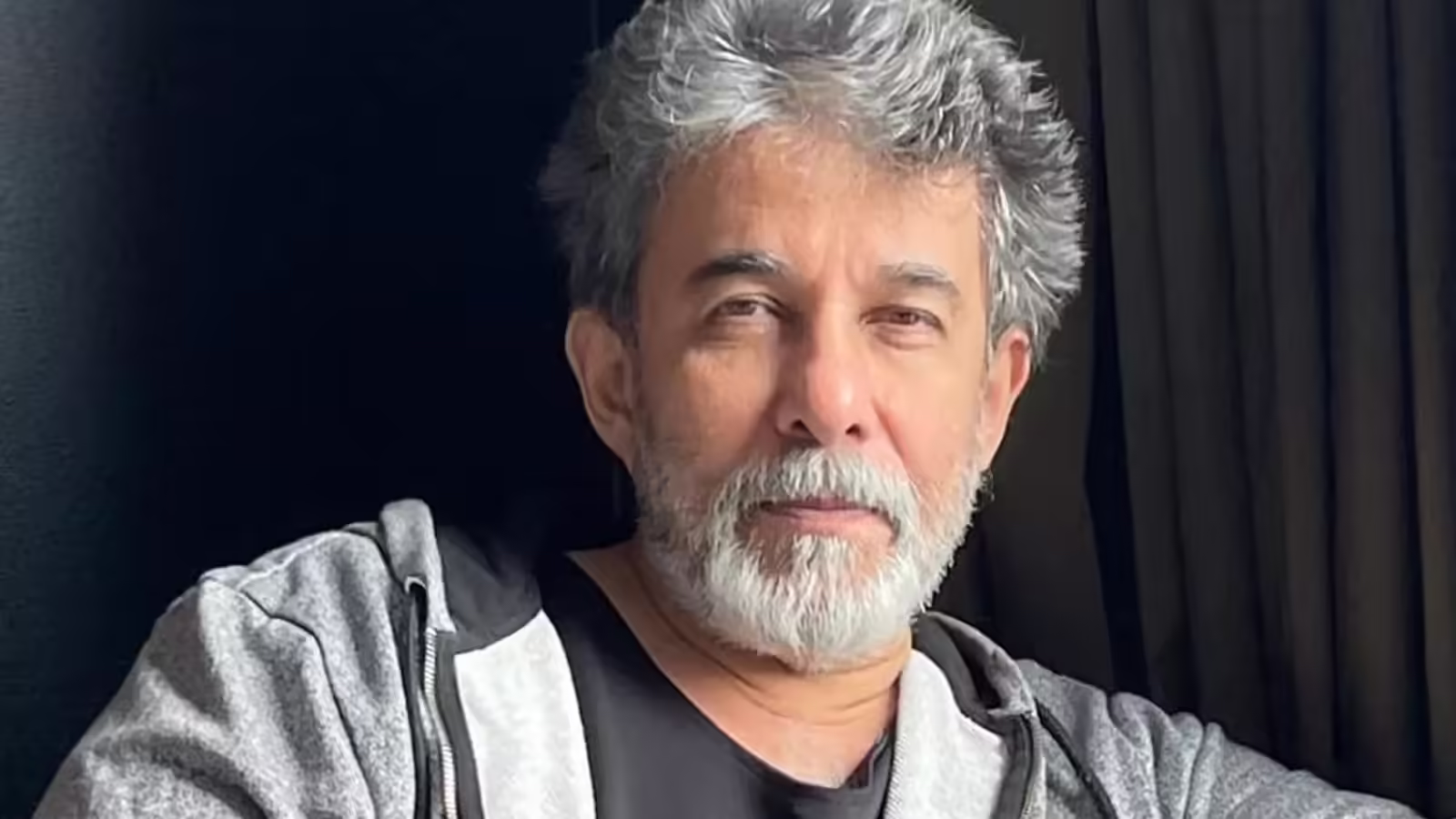 एक्टर दीपक तिजोरी हुए धोखाधड़ी के शिकार, 3 लोगों ने मिलकर लगा दिया 5 लाख रुपये का चूना! शिकायत दर्ज