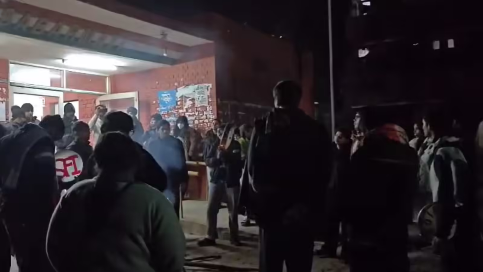 JNU में विवादास्पद नारेबाजी का वीडियो वायरल, जानें मोदी-शाह को लेकर क्या कहा गया