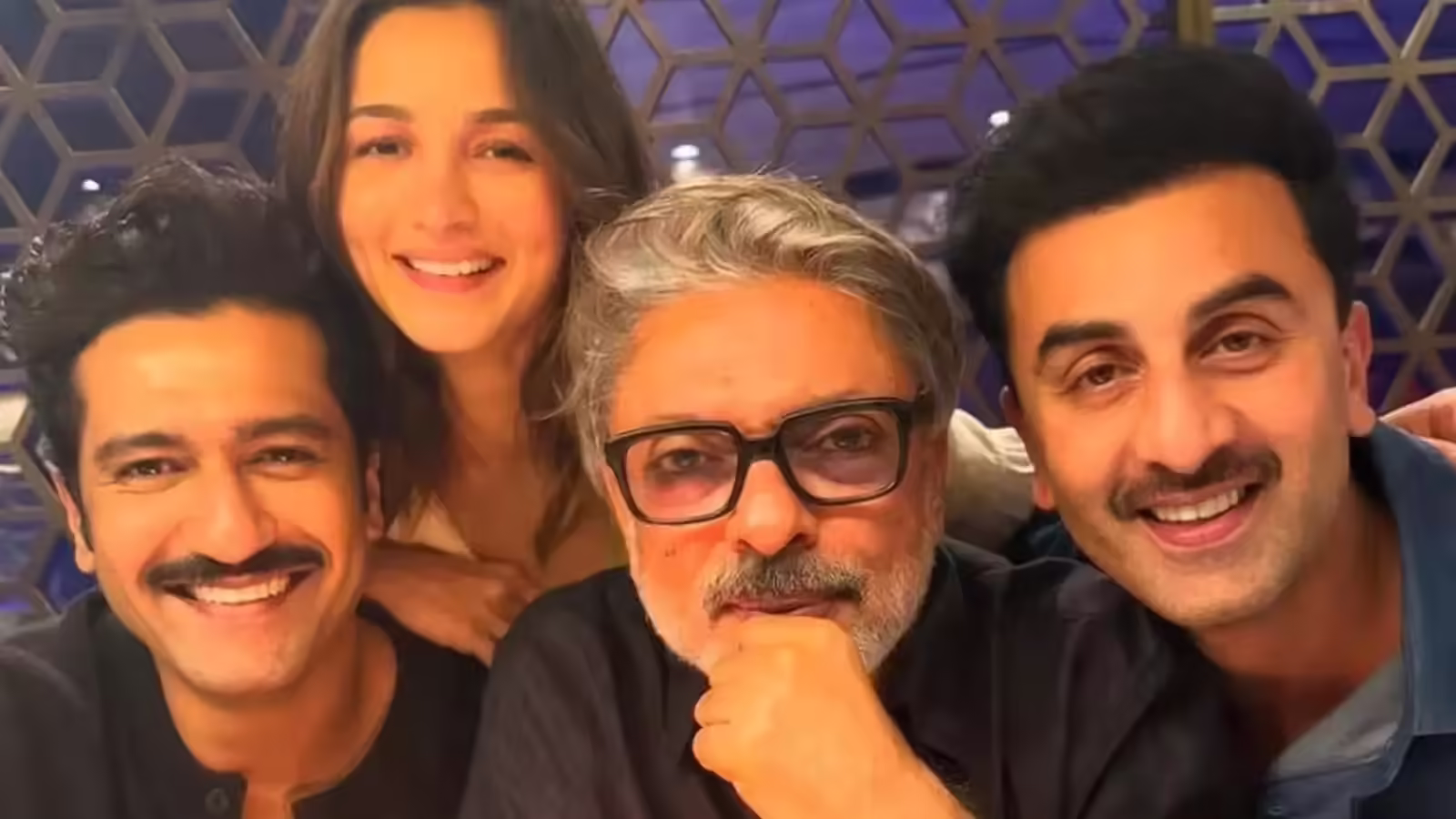 भंसाली की ‘लव एंड वॉर’ 2027 नहीं होगी पोस्‍टपोन! आलिया-रणबीर और विक्की कौशल की फिल्‍म पर आई बड़ी खबर