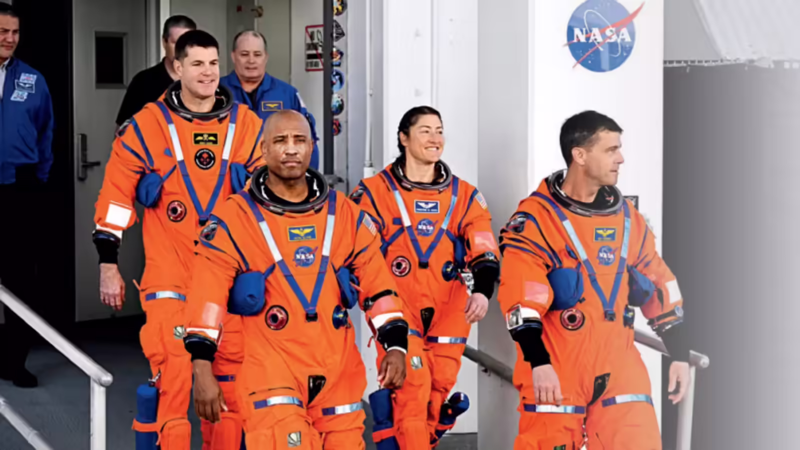 2026 अंतरिक्ष के नाम, फिर चंद्रमा के करीब होगा इंसान, तो सूर्य के उग्र रूप को देखेगा भारत