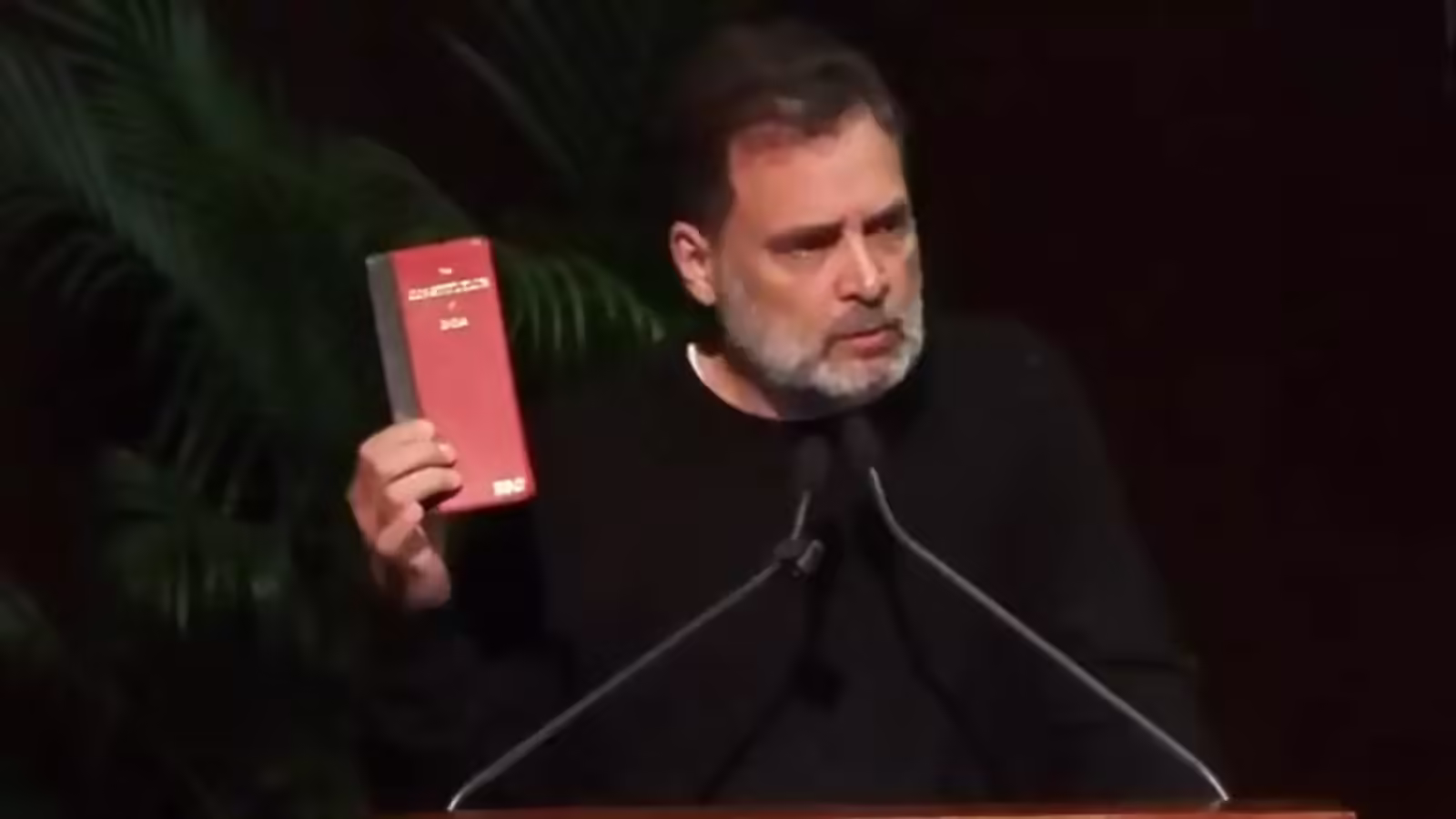 पीएम मोदी को पीछे हटाने का एक ही रास्ता… राहुल गांधी ने बताया उपाय; वीबी-जी राम जी कानून पर जमकर सुनाया