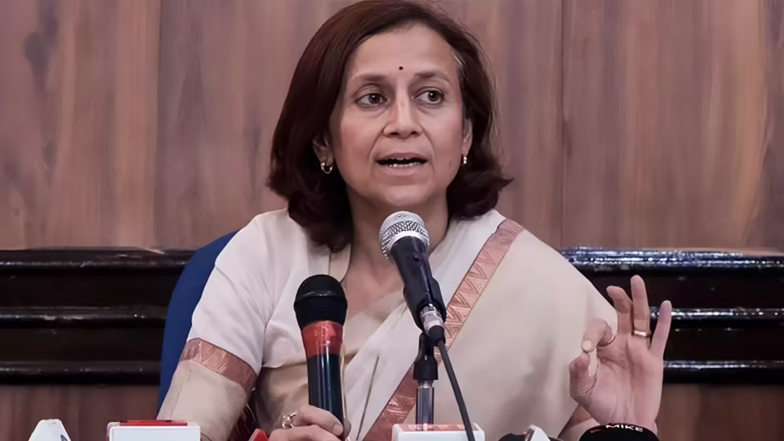 सोनम वांगचुक की पत्नी ने सुप्रीम कोर्ट में दी दलील, 4 वीडियो को लेकर अधिकारियों पर लगाए गंभीर आरोप