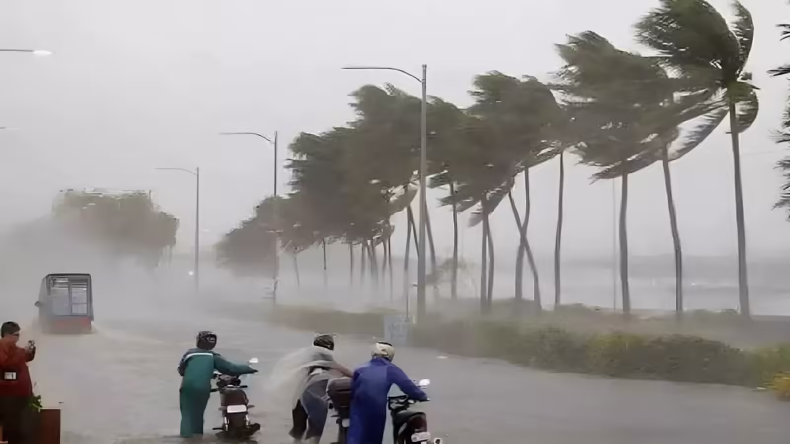 कल का मौसम 29 जनवरी: राजस्थान समेत 4 राज्यों में भारी बारिश की चेतावनी, 40 की स्पीड से हवा, IMD का अलर्ट जारी