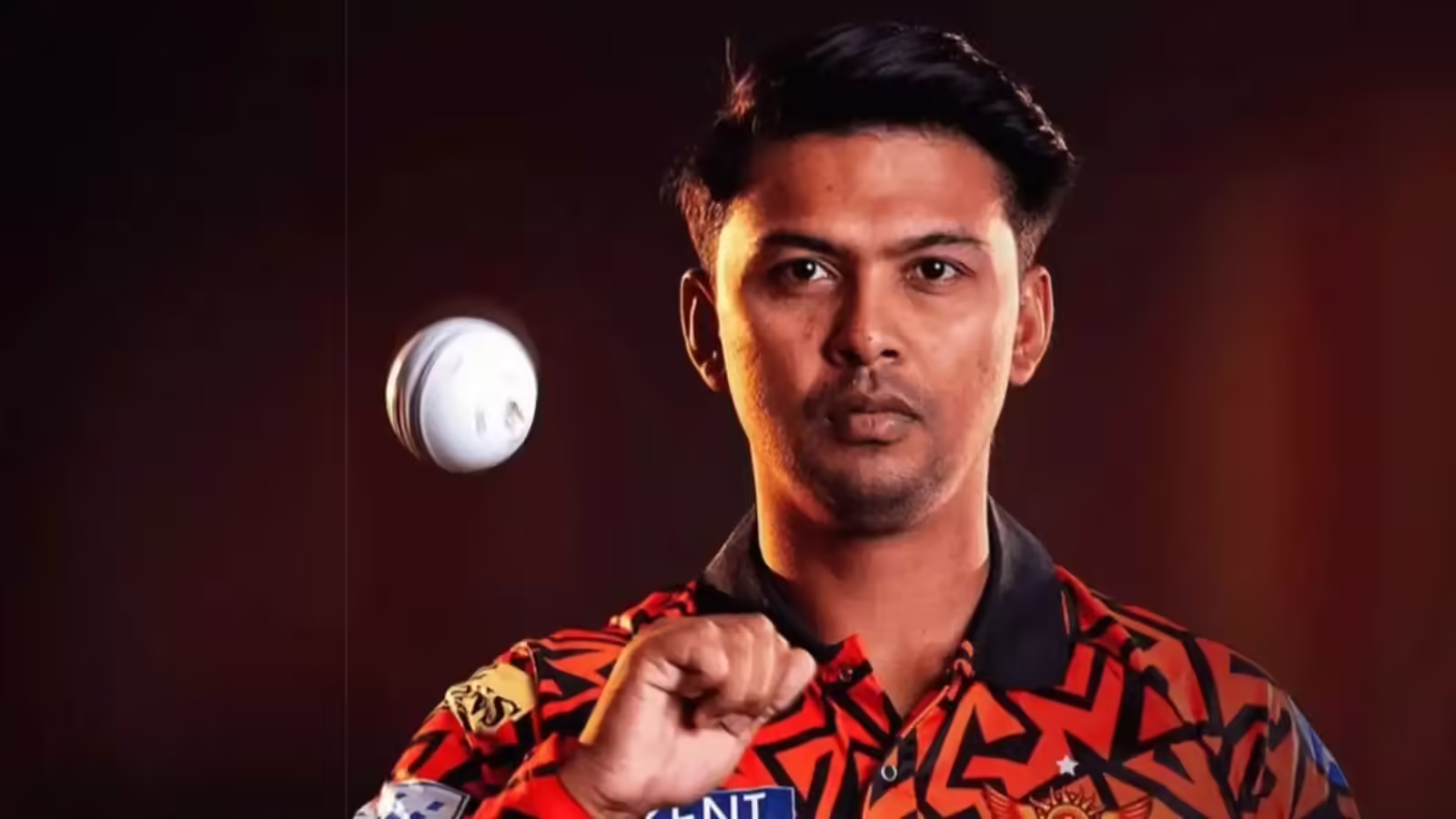 विजय हजारे ट्रॉफी में जीशान अंसारी की फिरकी का जादू, दर्जी के बेटे ने 5 मैच में ही मचाई तबाही