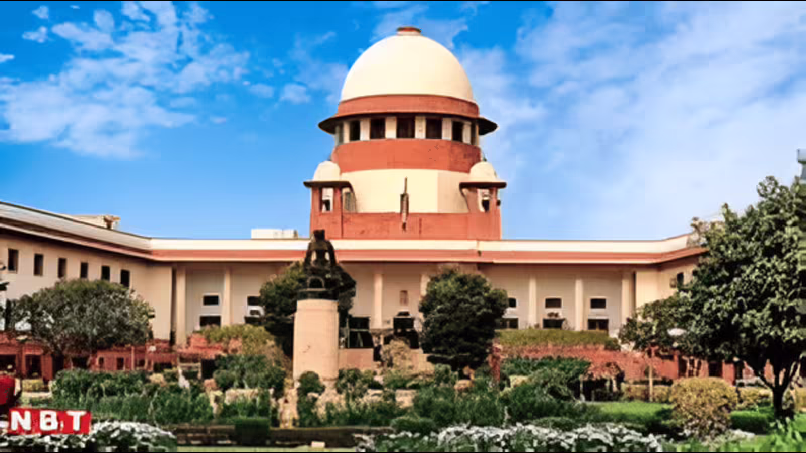 ‘चुनाव से ठीक पहले मुफ्त की घोषणाएं’, फ्रीबीज पर SC की सख्त टिप्पणी