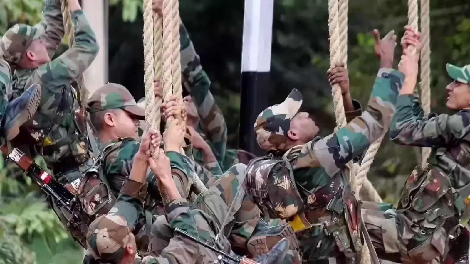 अग्निपथ स्कीम की इसी साल होगी अग्निपरीक्षा, कितनों को मिलेगा रोजगार? जानें सबकुछ