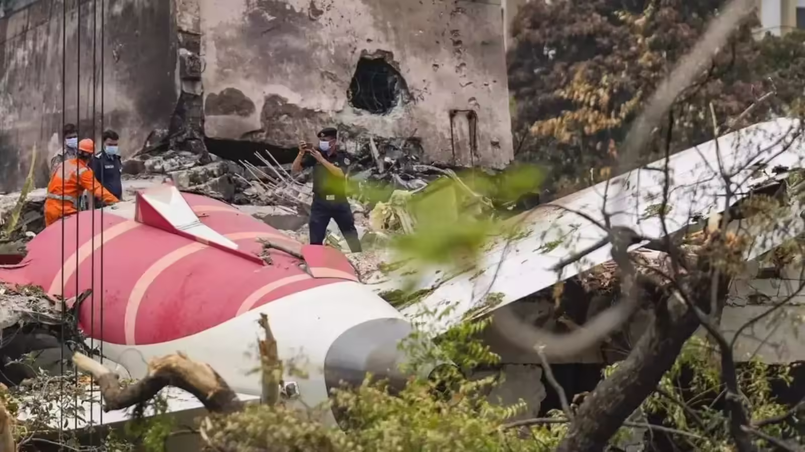 ‘देश की एजेंसियों पर भरोसा करें’​​, अहमदाबाद विमान हादसे पर विदेशी मीडिया के दावे को सरकार ने किया खारिज