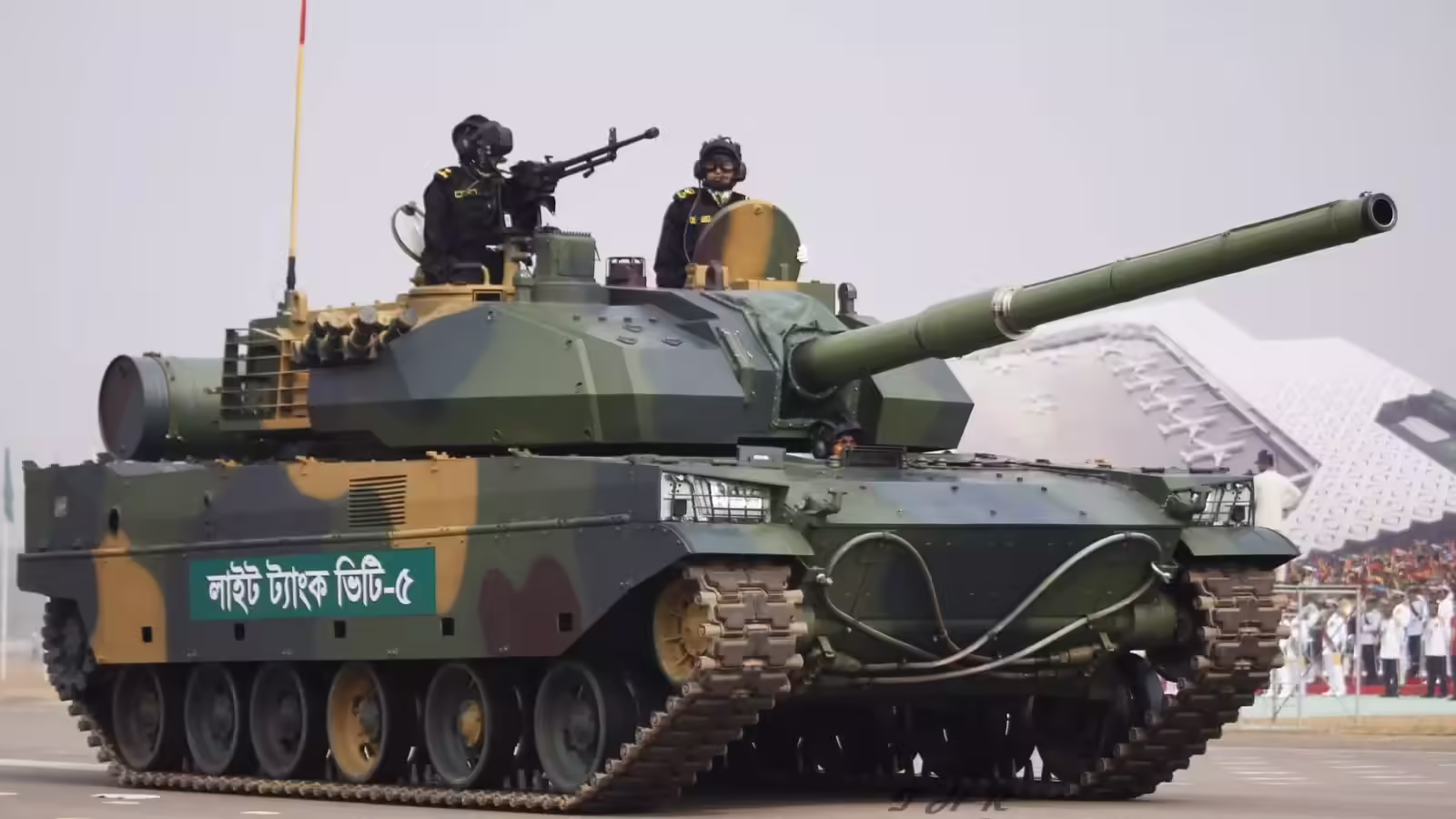 बांग्लादेशी सेना को मिला चीनी VT-5 लाइट टैंकों का नया बैच, ढाका में कस रहा ड्रैगन का शिकंजा