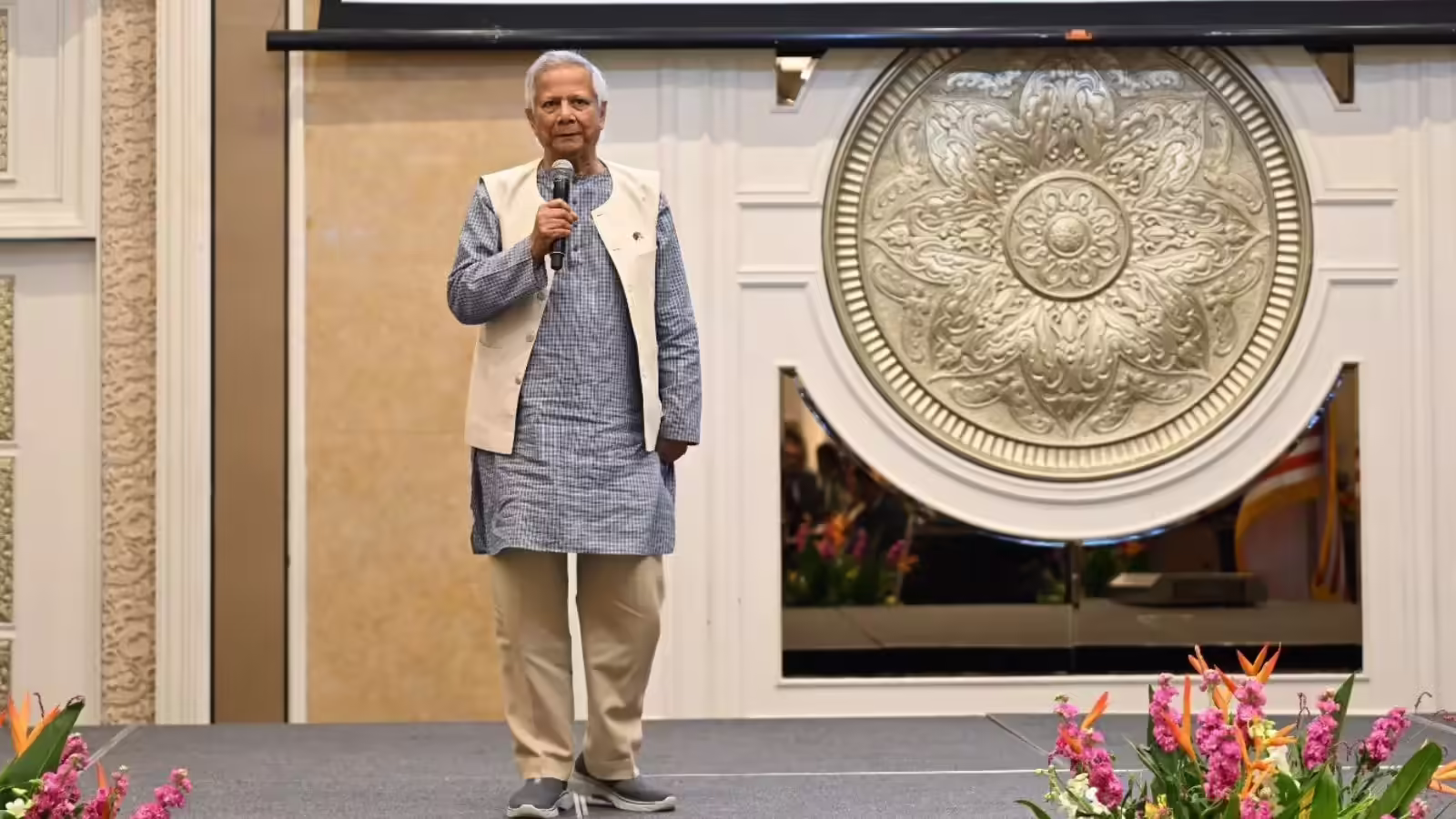 मोहम्‍मद यूनुस के न‍िशाने पर फिर भारत का नार्थ ईस्‍ट, तारिक रहमान कर रहे दोस्‍ती की बात, बढ़ेगा तनाव?