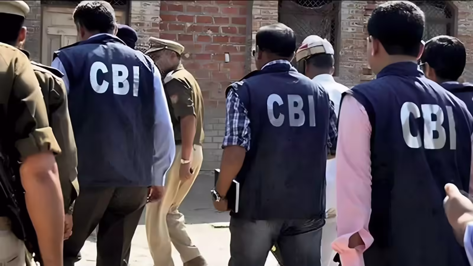 डिजिटल फ्रॉड को पकड़ने के लिए CBI ने चलाया “ऑपरेशन साइस्ट्राइक”, 60 लाख रुपये और आपत्तिजनक हार्डवेयर बरामद