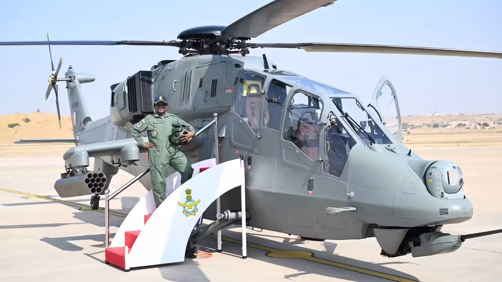 भारत-पाक सीमा के पास राष्ट्रपति की ऐतिहासिक उड़ान, ‘प्रचंड’ से दिया आत्मनिर्भरता का मैसेज