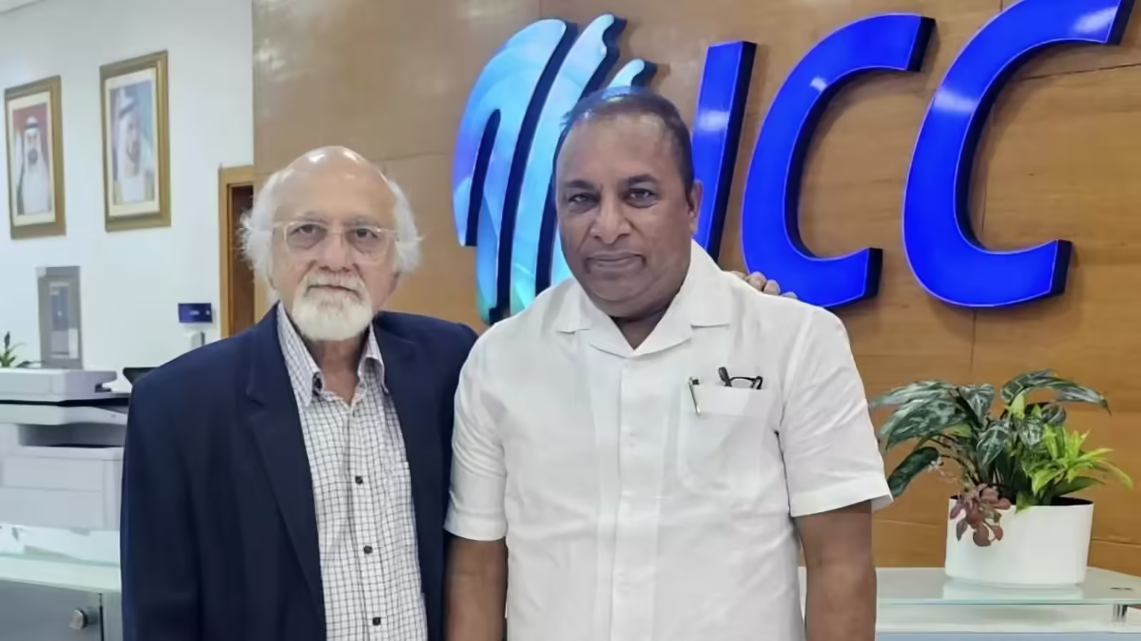 कौन है इमरान ख्वाजा? जिसने पाकिस्तान से की डील, बचाया टी20 वर्ल्ड कप में भारत-पाक मैच