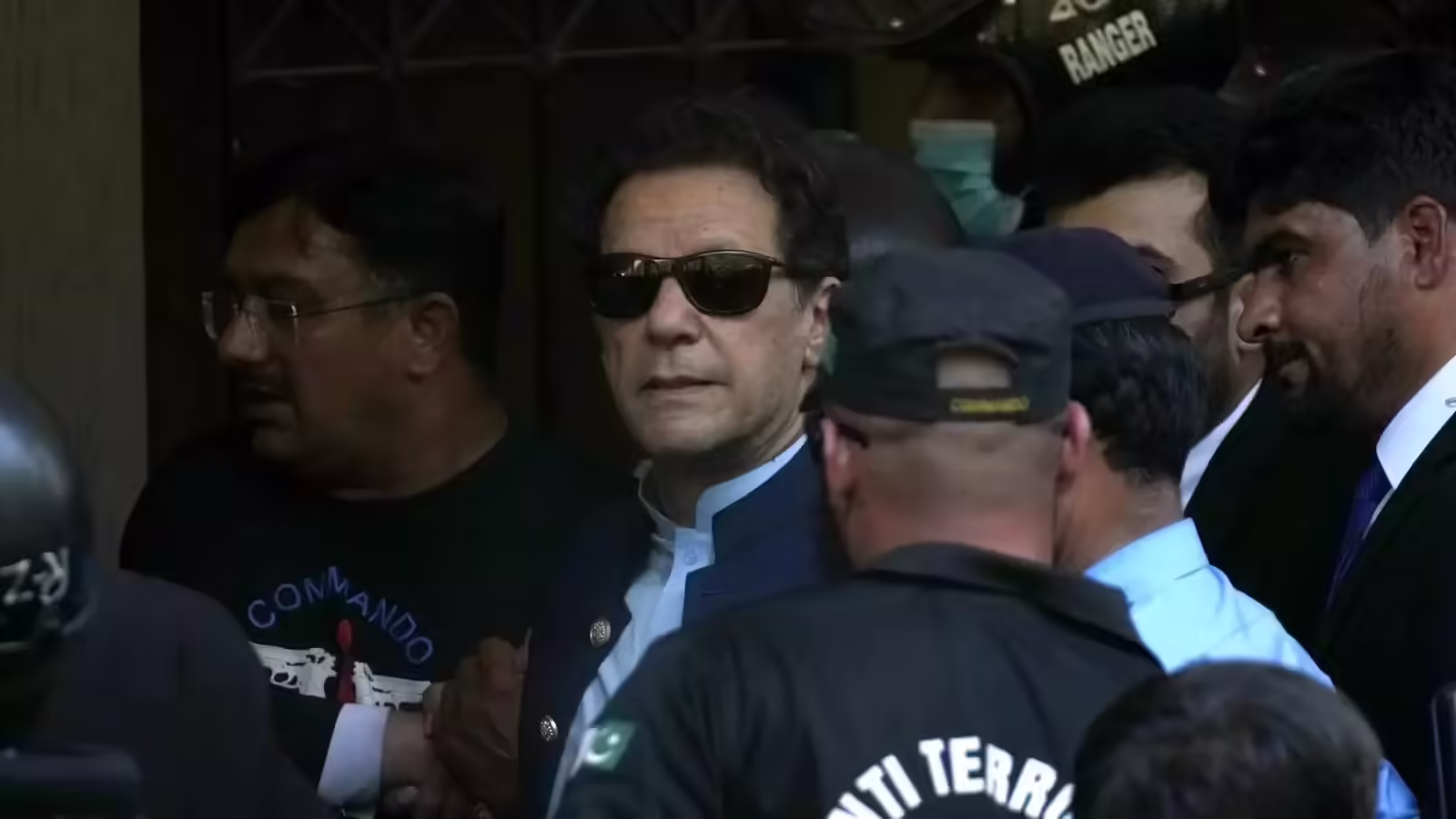 इमरान खान को आंख के इलाज के लिए ले जाया जा सकता है ब्रिटेन, क्या जेल से बाहर आने की हो गई ‘डील’