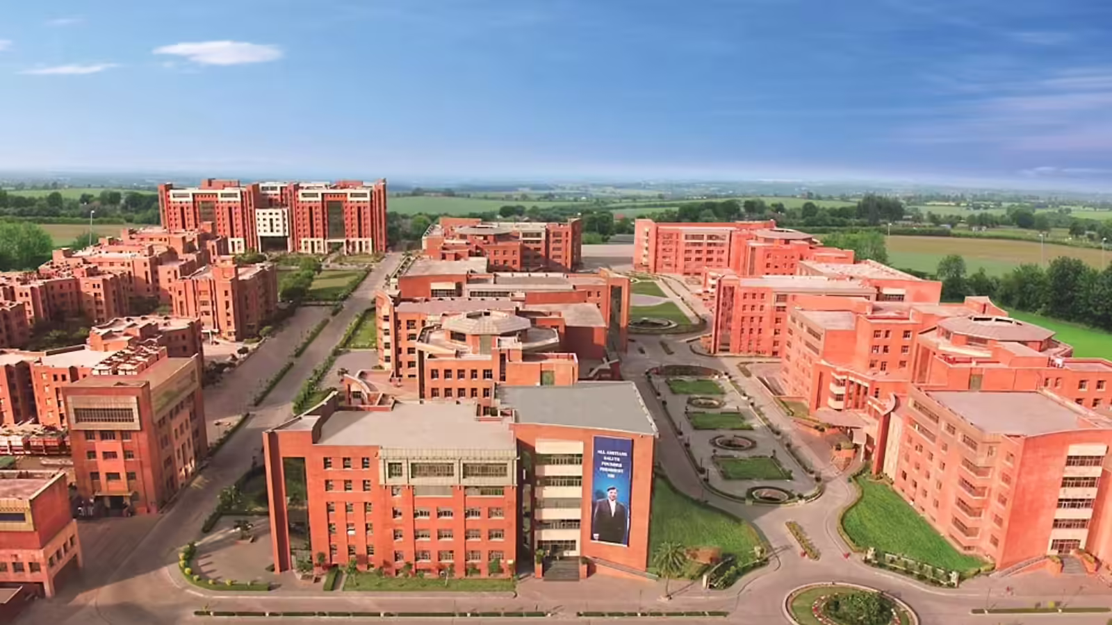 जॉम्बी यूनिवर्सिटी… फीस पर निर्भर निजी विश्वविद्यालयों की क्या है हकीकत, राज्यसभा सांसद ने खोल दी पोलपट्टी