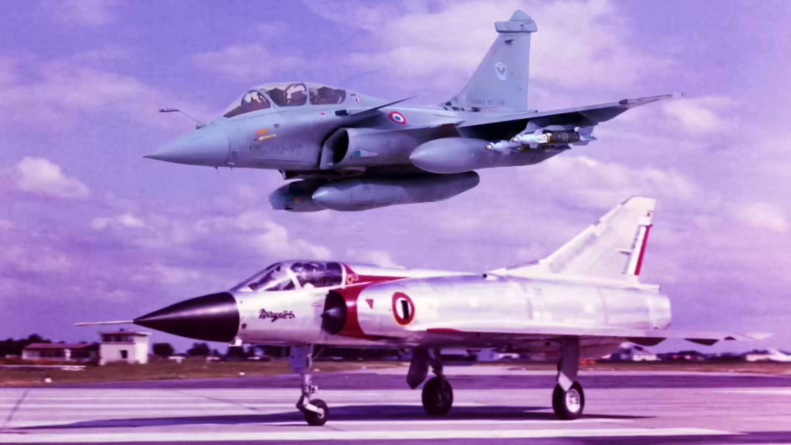 Rafale Vs Mirage: भारत के राफेल से निपटने के लिए पाकिस्तान ने 50 साल पुराने मिराज को किया अपग्रेड, कर पाएगा मुकाबला?