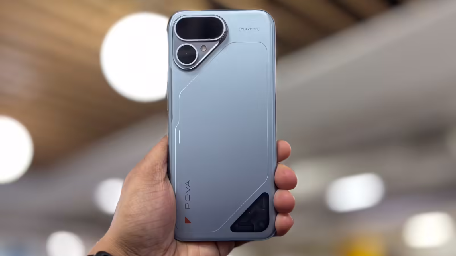 दुनिया का सबसे पतला 8000mAh बैटरी वाला कर्व्‍ड डिस्‍प्‍ले स्‍मार्टफोन लॉन्‍च, 27999 रुपये में मिलेंगे खास फीचर्स