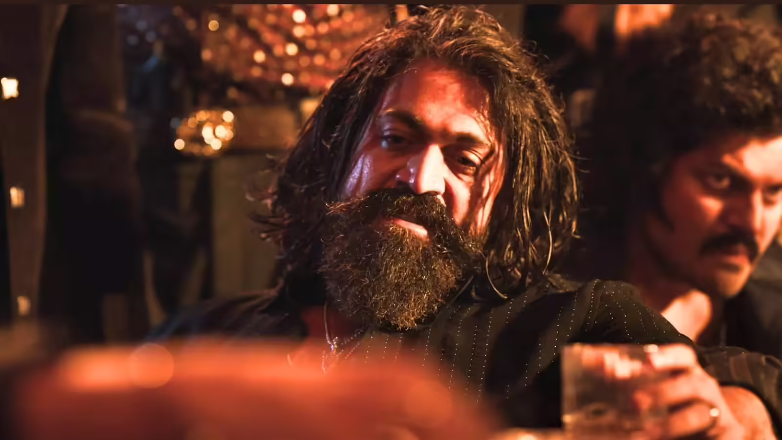 TOXIC Teaser Out: यश का खूंखार अवतार, राया का एक्शन देख भूल जाएंगे KGF, धमाकेदार टीजर